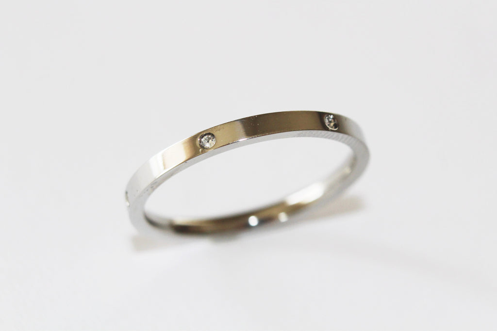Anillo Love Delgado Brillos