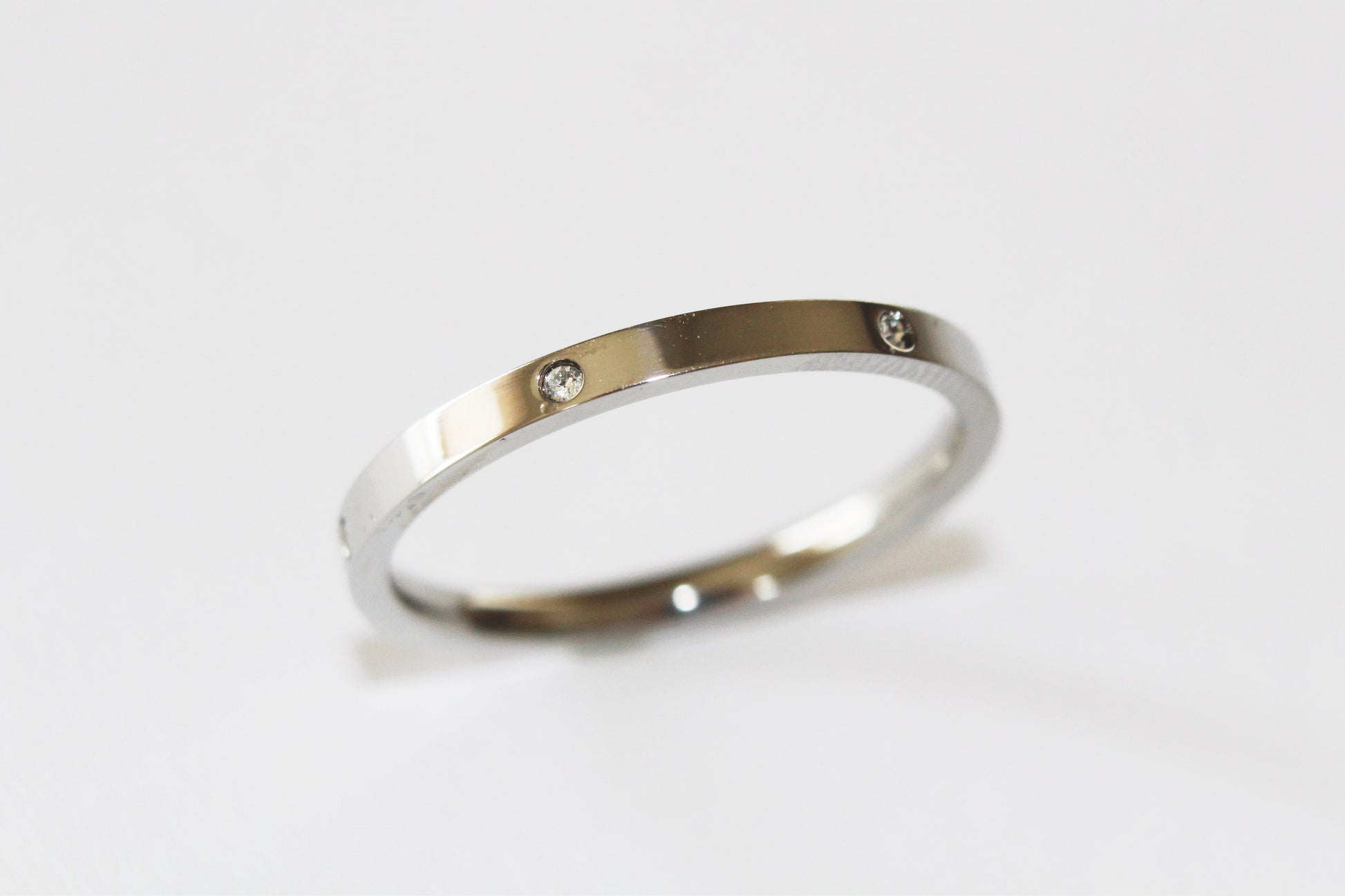 Anillo Love Delgado Brillos